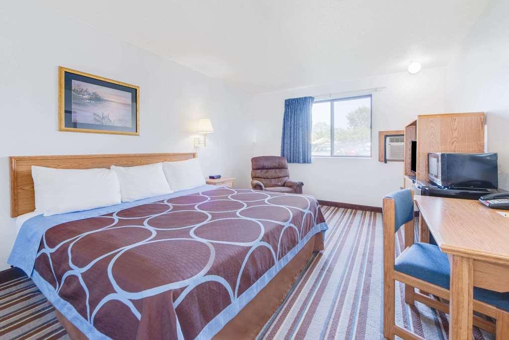 Super 8 By Wyndham Burlington Quarto foto