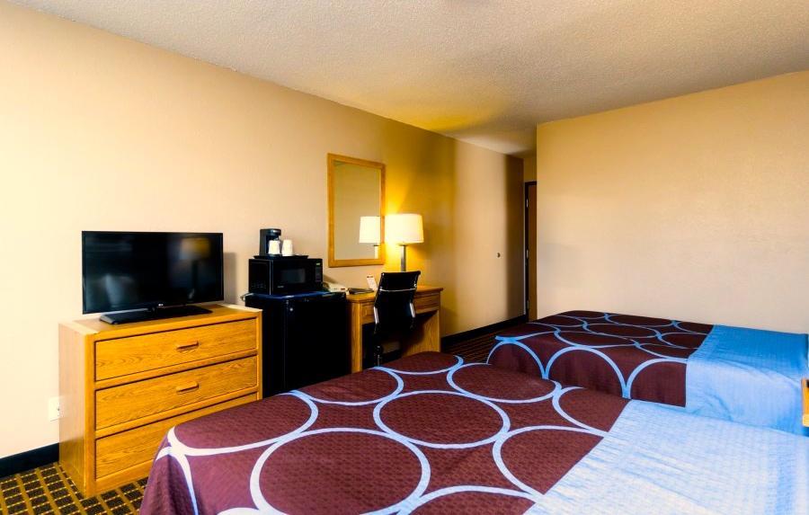 Super 8 By Wyndham Burlington Exterior foto